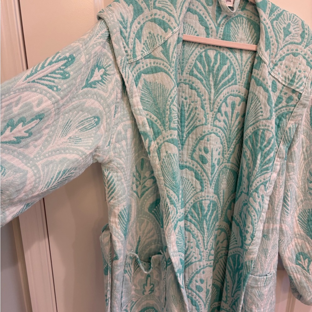 Let's Talk Towels Turquoise Patterned Palmette Ro… - image 2